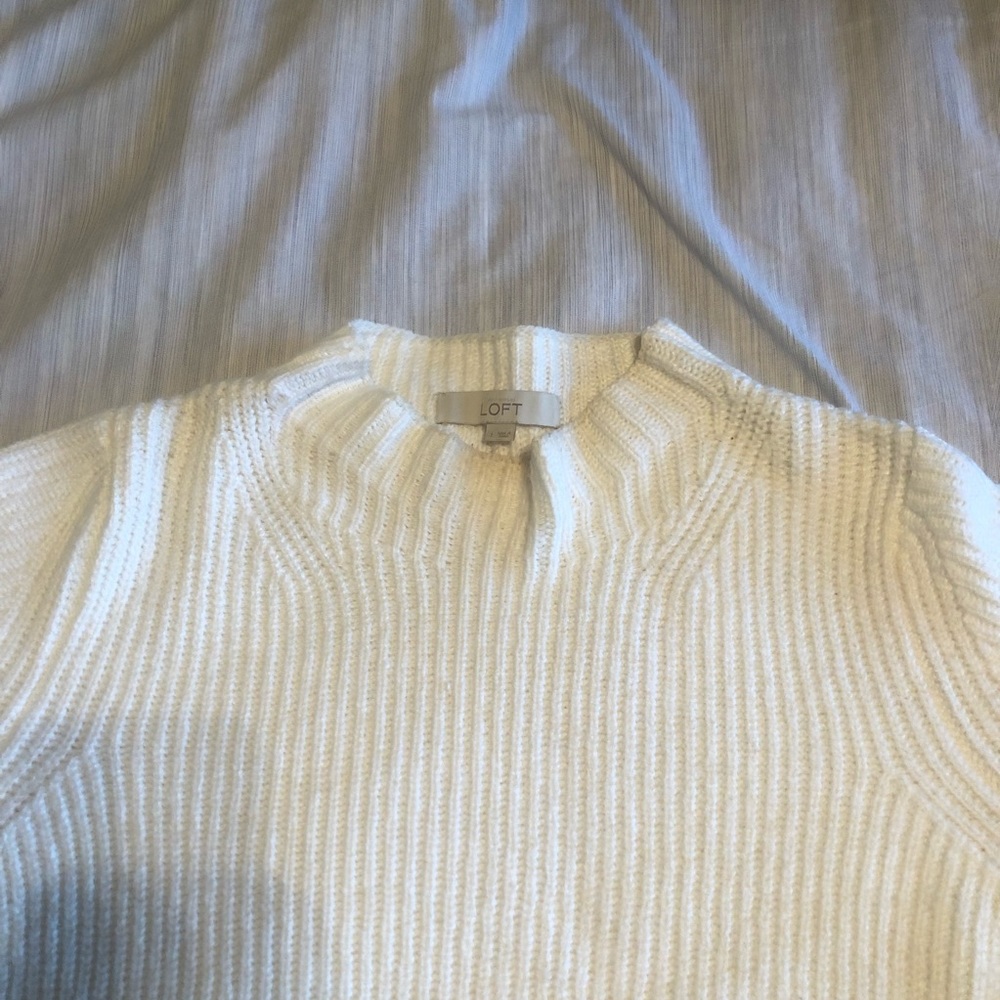 LOFT Sweater - Picture 2 of 5